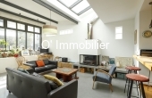 T2025-987654, MAISON DE VILLE, LUMINEUSE, BEAUX VOLUMES,  3/4 CHAMBRES, JARDIN