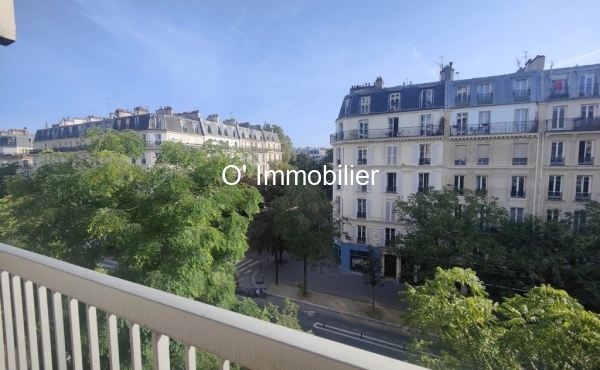 Appartement traversant avec balcon
