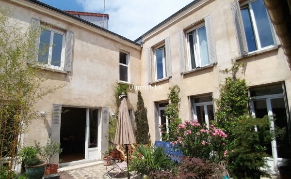 Maison, les lilas, lumineuse, charme, bien située